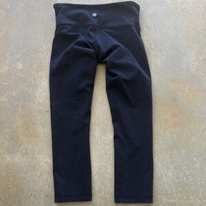 Lululemon cropped leggings- size 4